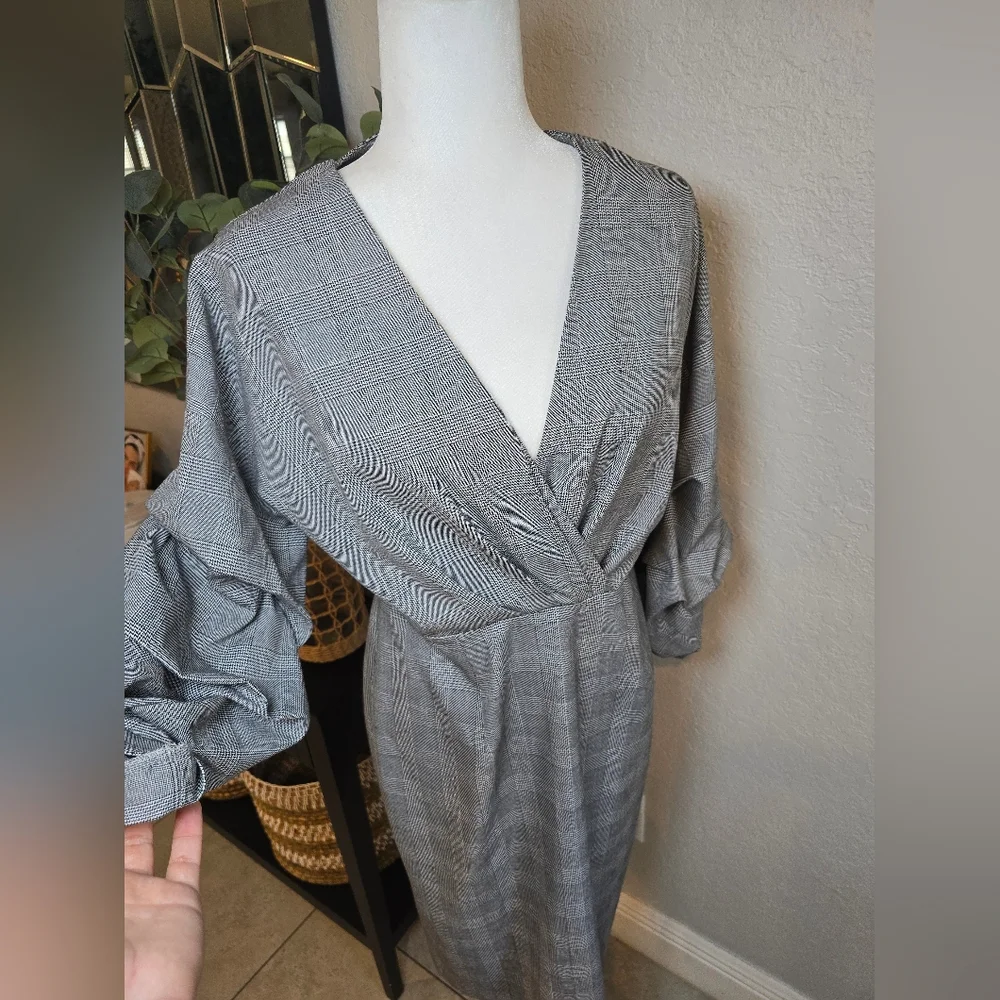 Zara Checked Ruched Arms Playd Gray Dress Size L - Picture 4 of 8